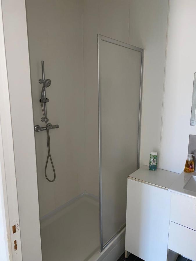 Studio De 14M2 Dans Une Maison Cagnes-sur-Mer Bagian luar foto