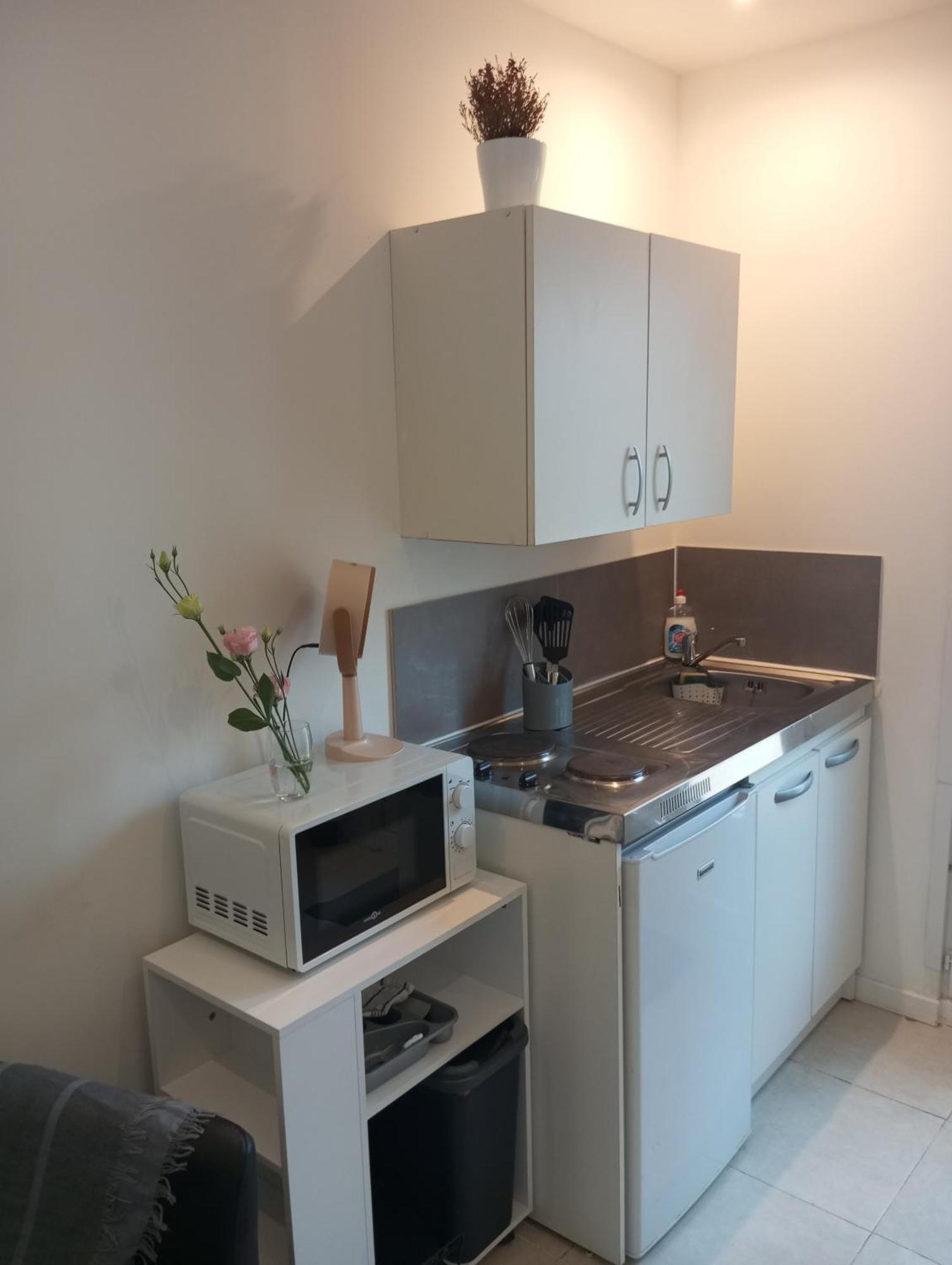 Studio De 14M2 Dans Une Maison Cagnes-sur-Mer Bagian luar foto