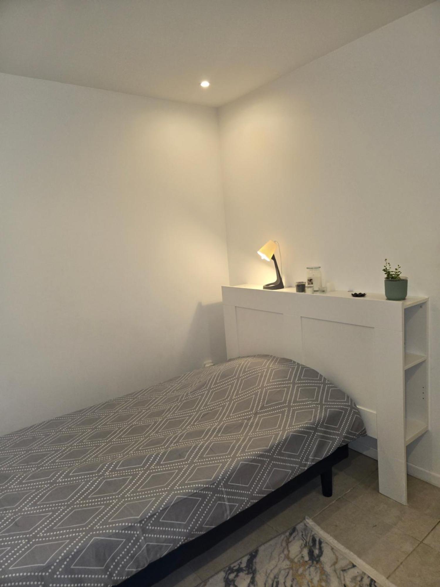 Studio De 14M2 Dans Une Maison Cagnes-sur-Mer Bagian luar foto